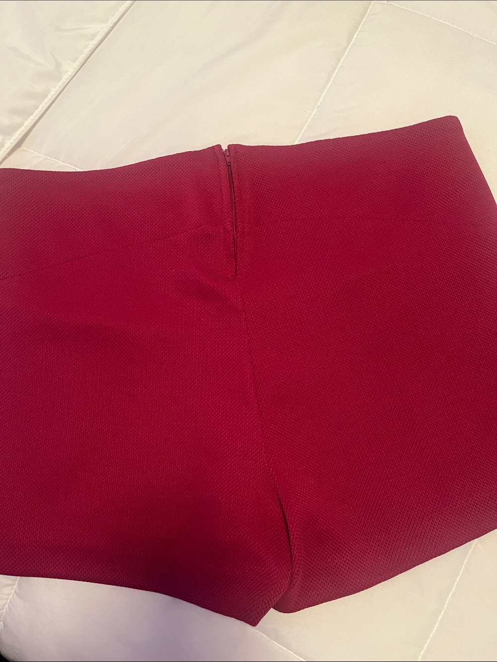 Torrid Magenta High-Waist Textured Shorts Size 20 NWOT - Picture 3 of 3